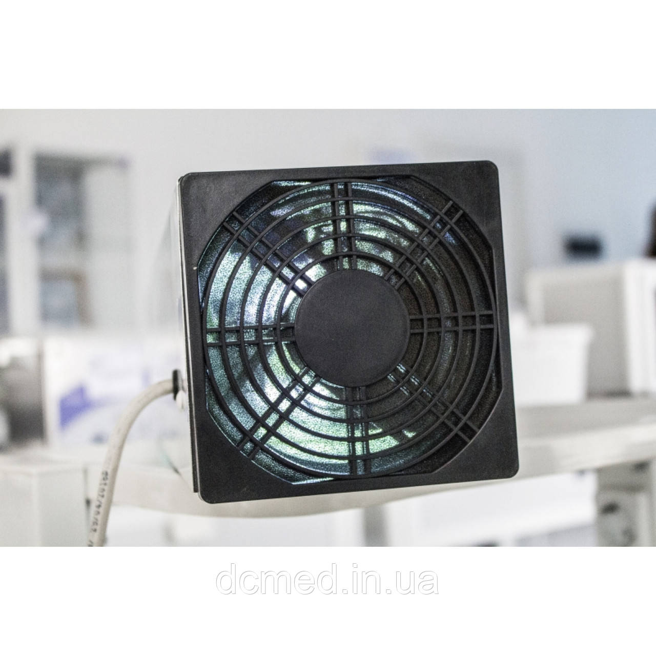 4136664826_pobutovij-oprominyuvach-zakritogo